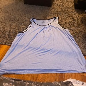 Woman’s sleeve tank top